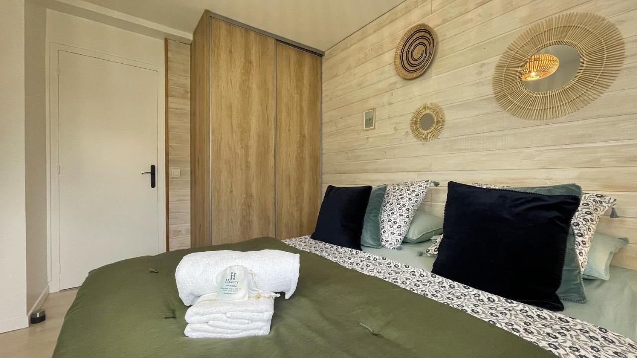 Homey Montaigne - New - A 1 Min A Pied Du Lac D'Annecy - 2 Balcons Prives - Appartement Avec 2 Chambres - Stationnement Gratuit Toute L'Annee Sauf En Ete - Juin A Aout 외부 사진